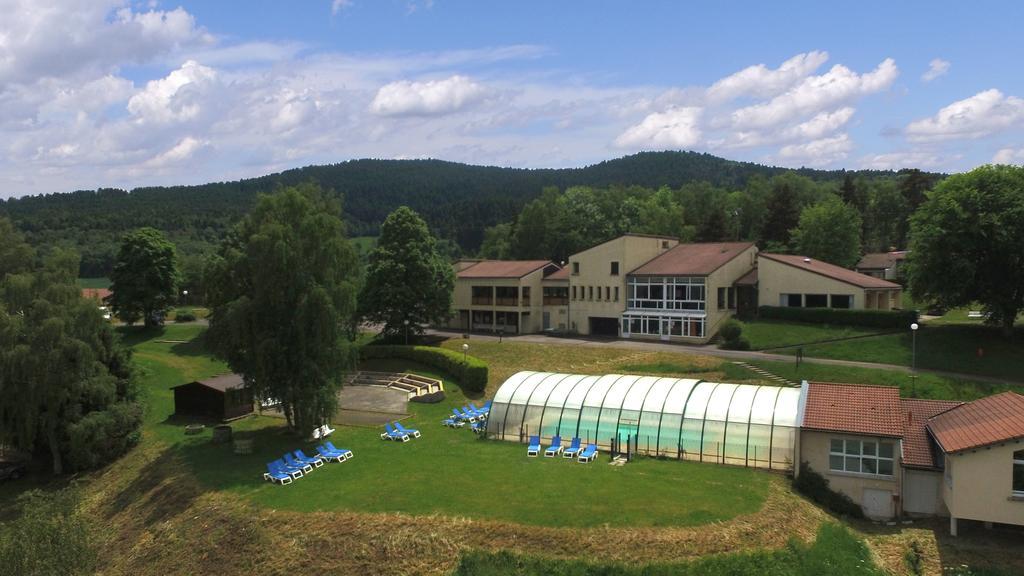 Vvf Villages « Les Monts Du Forez » Saint-Jean-La-Vetre Eksteriør billede